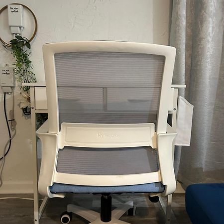 Cozy Studio Only 10 Minutes By Car Of Siesta Key Sarasota Bagian luar foto