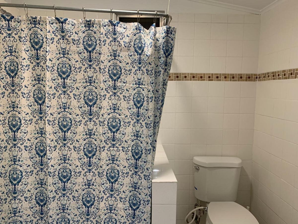 Cozy Studio Only 10 Minutes By Car Of Siesta Key Sarasota Bagian luar foto
