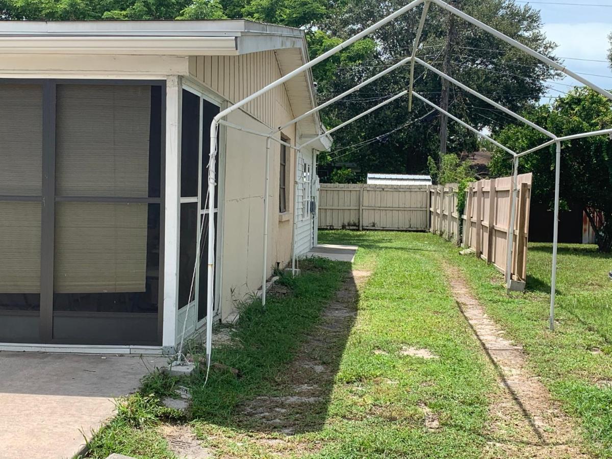 Cozy Studio Only 10 Minutes By Car Of Siesta Key Sarasota Bagian luar foto